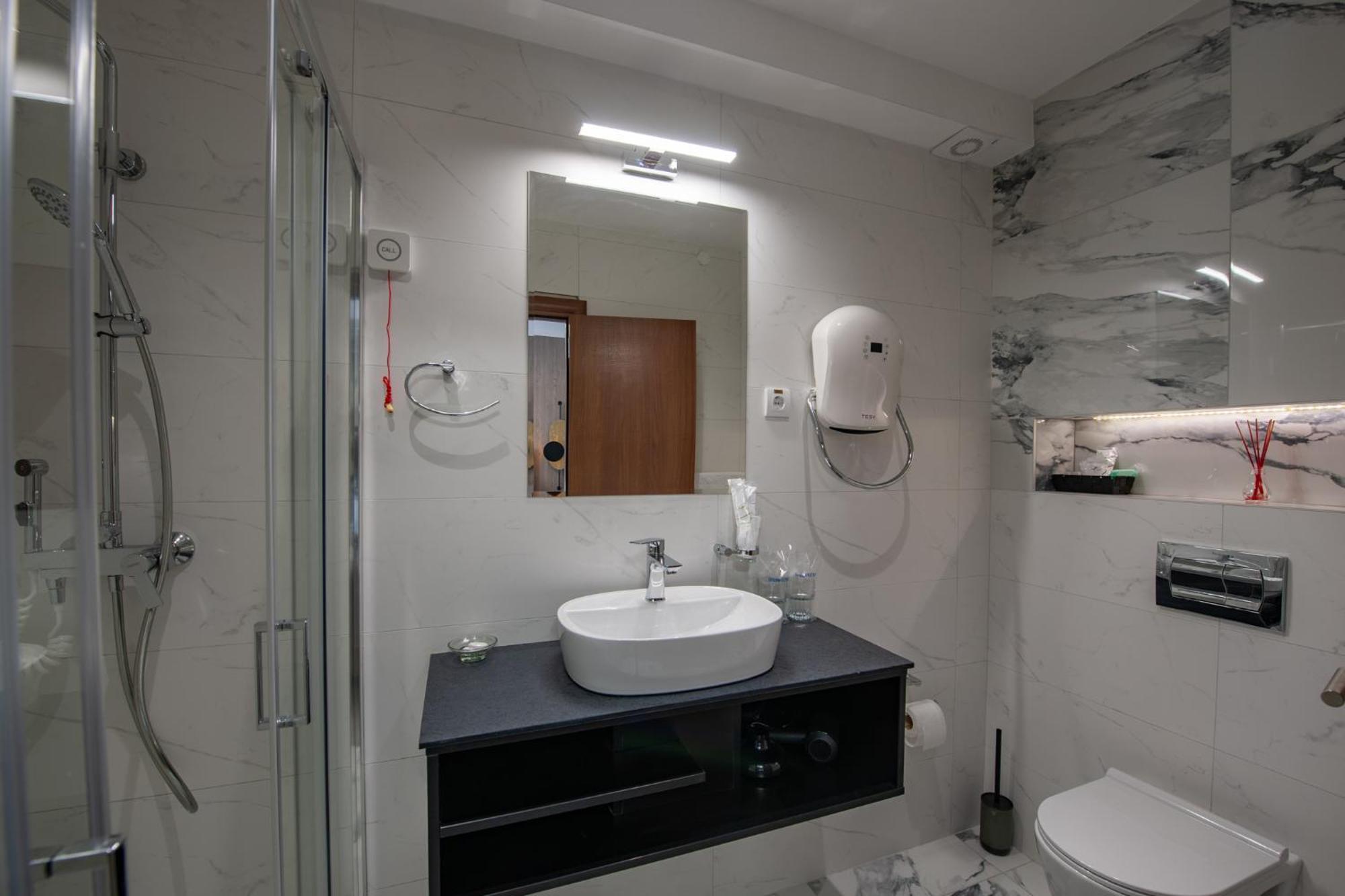 Hotel Kralj Кралево Номер фото